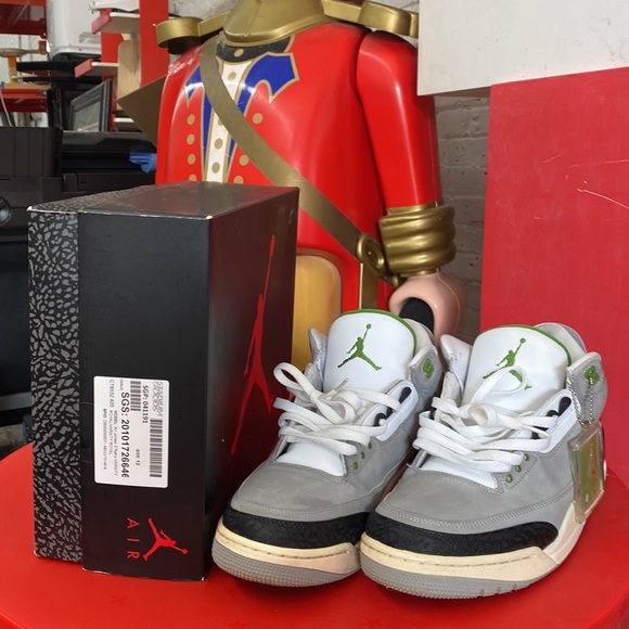 Jordan 3 Retro Chlorophyll 2018 main image 6